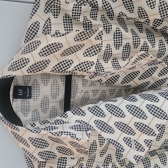 Gap L rainjacket - Picture 2 of 2